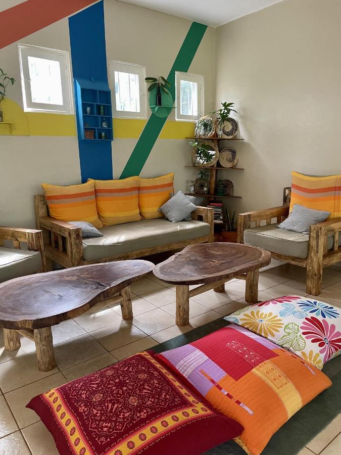 بيت شباب Jinja Backpackers المظهر الخارجي الصورة