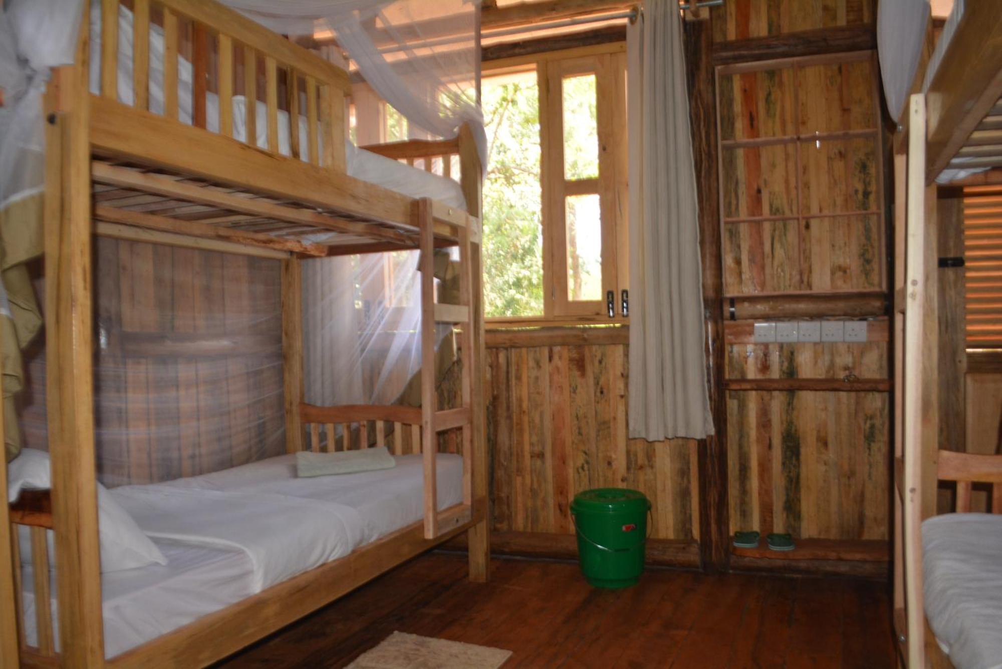 بيت شباب Jinja Backpackers المظهر الخارجي الصورة