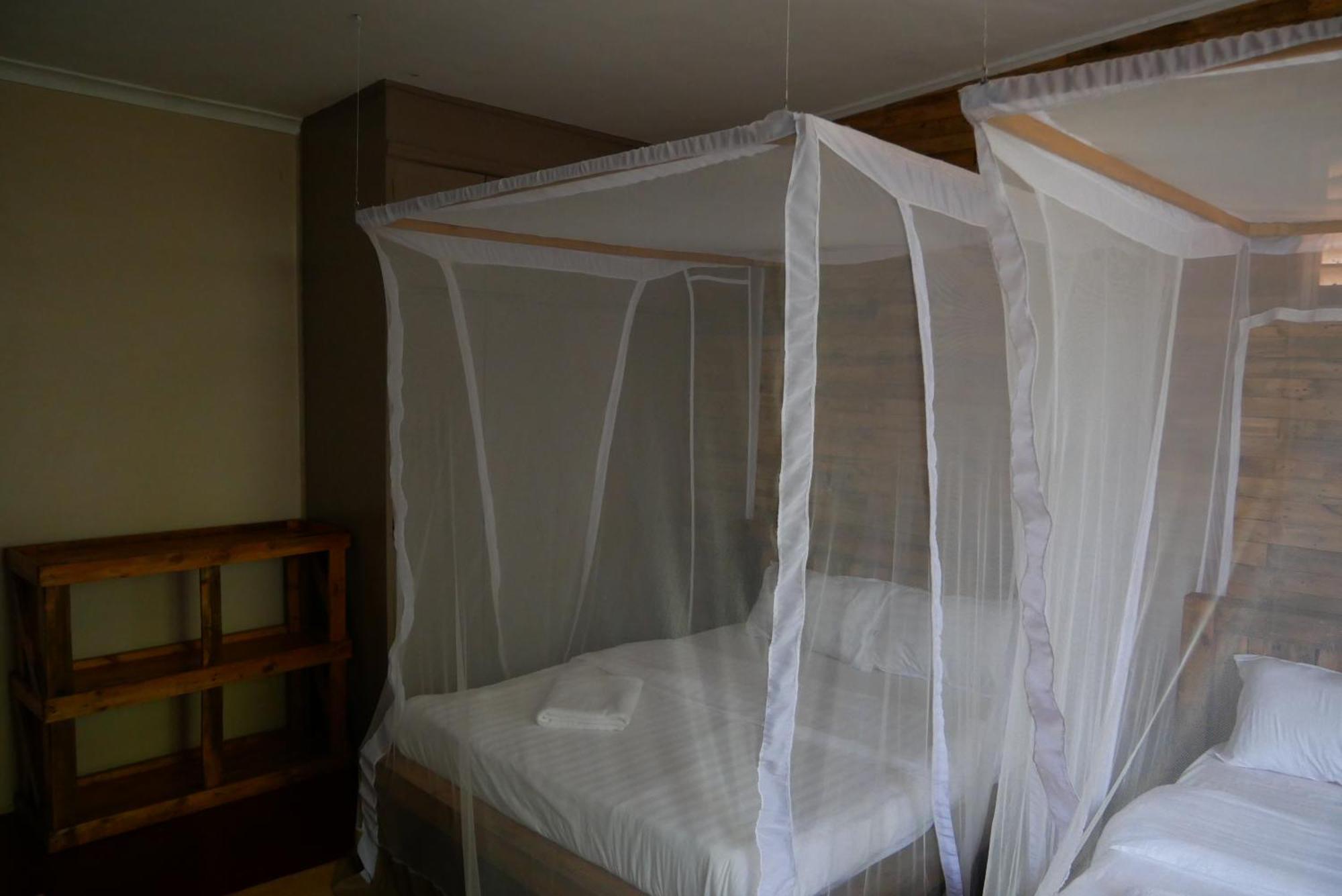 بيت شباب Jinja Backpackers الغرفة الصورة